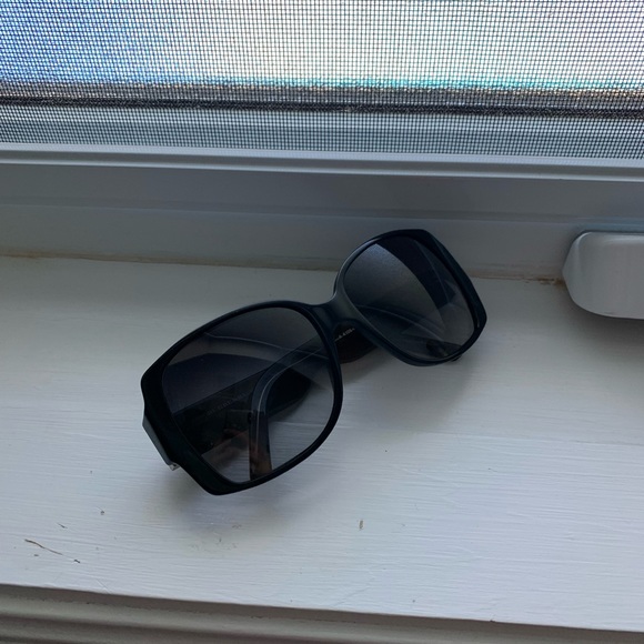 COPY - Burberry sunglasses - Picture 3 of 3